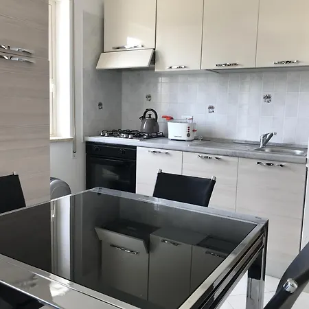 Club Two Bed 41f Апартаменты *