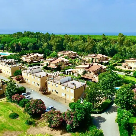 Club Two Bed 41f Apartment Pizzo (Calabria)