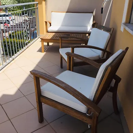 Club Two Bed 41f