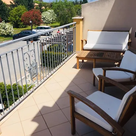 Club Two Bed 41f Пиццо